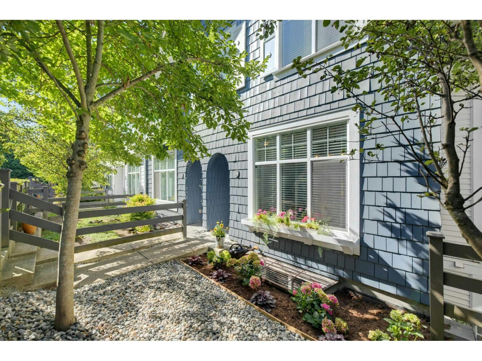 84-15268 28 Avenue, Surrey, BC, V4P 0E8