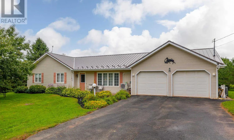 70 Suffolk Road Ext East