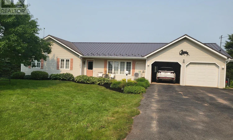 70 Suffolk Road Ext East