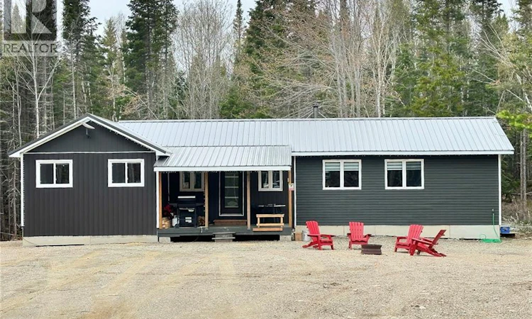 11 Austin Brook
