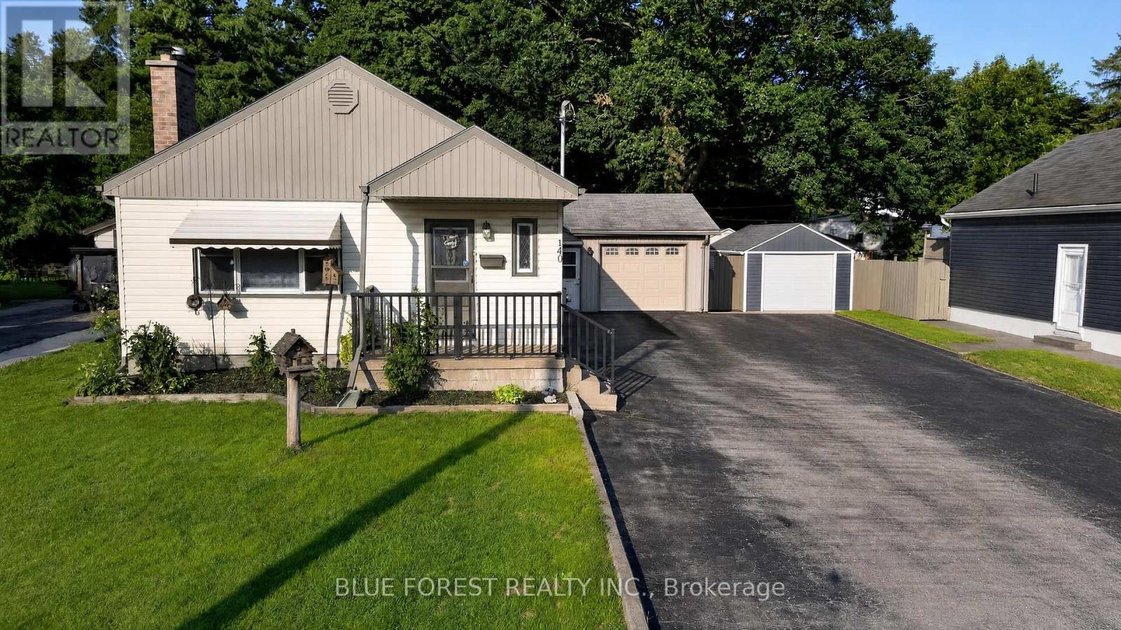 140 Highbury Avenue N, London, ON, N5Z 2W4