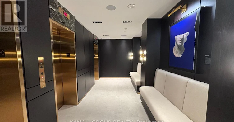 2105-771 Yonge Street, Toronto, ON, M4W 0B8 - 8