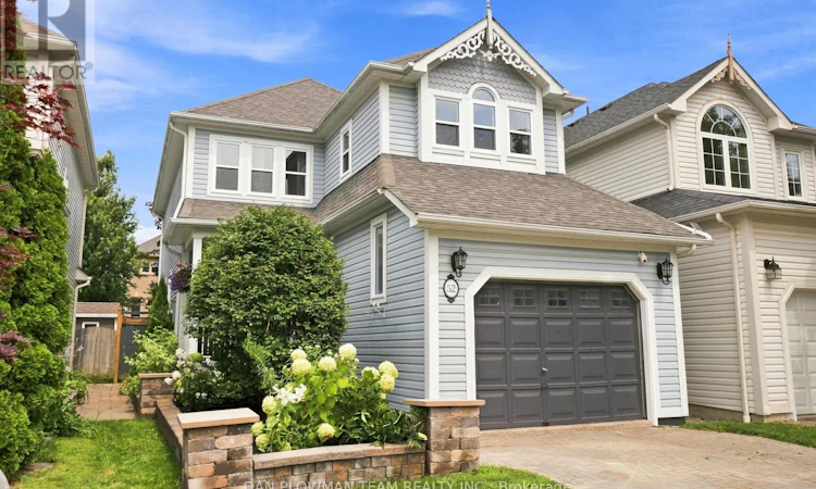 52 Wells Crescent