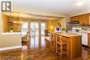 676 Bonavista Drive, Waterloo, ON, N2K 4E9 - 4