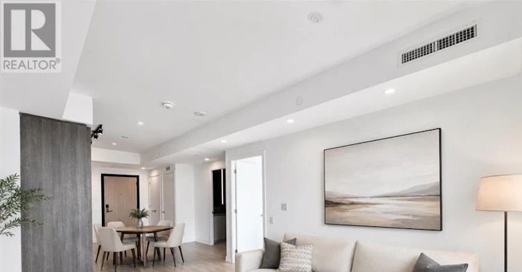 W905-185 Millway Avenue, Vaughan, ON, L4K 0L2 - 2