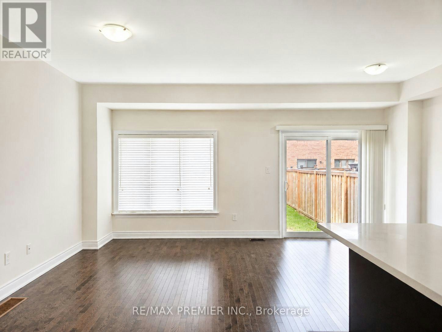 34 Arnold Crescent, New Tecumseth, ON, L9R 0T6 - 4