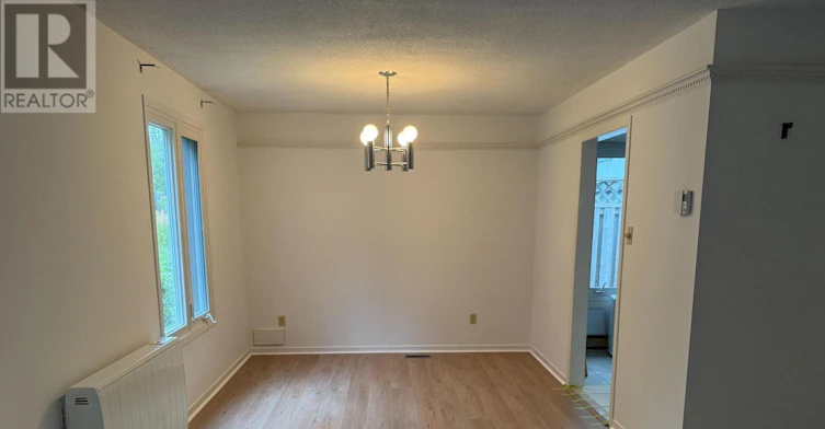 323 Waratah Avenue, Newmarket, ON, L3Y 5J3 - 8