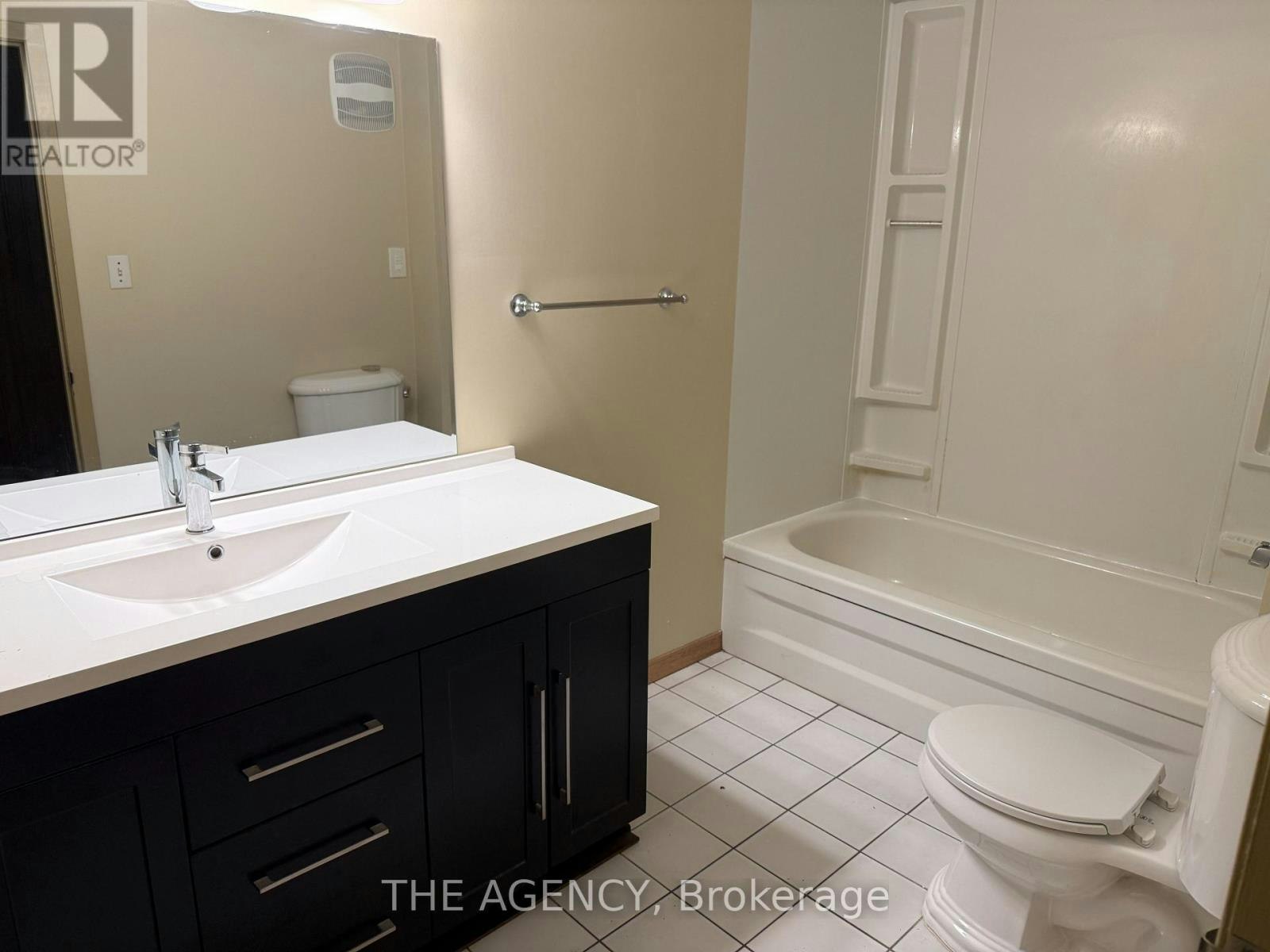 323 Waratah Avenue, Newmarket, ON, L3Y 5J3 - 36