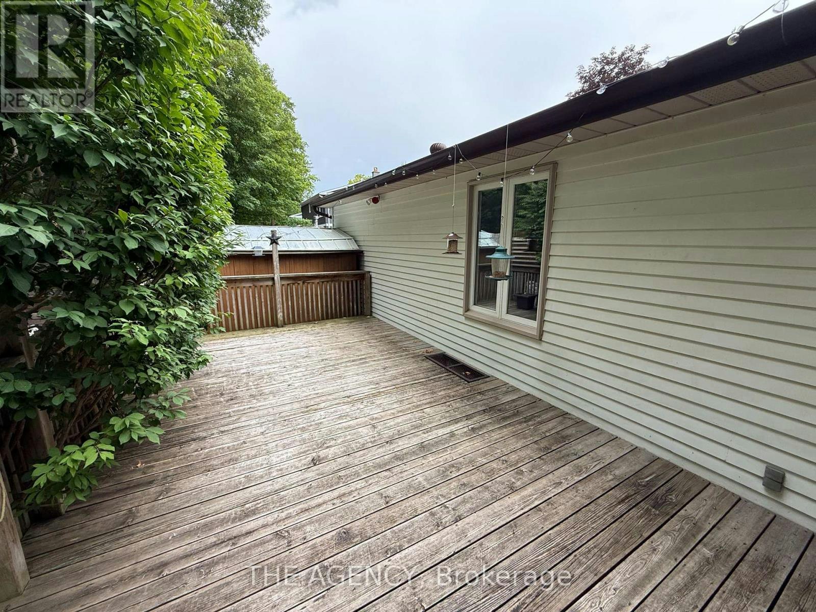 323 Waratah Avenue, Newmarket, ON, L3Y 5J3 - 46