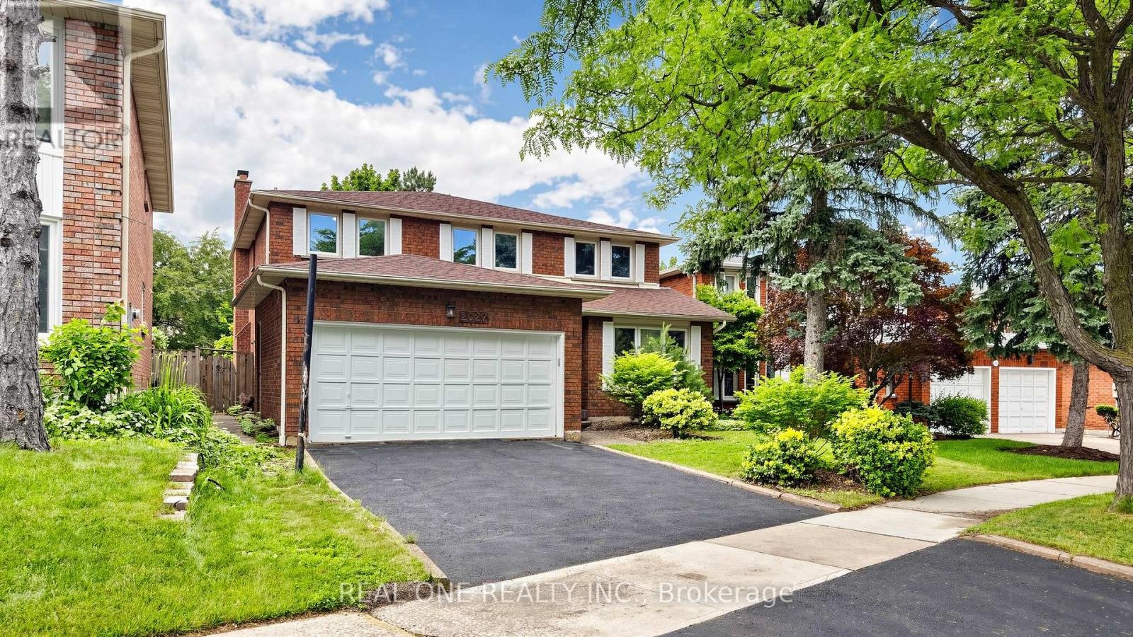 2027 Roy Ivor Crescent, Mississauga, ON, L5L 3N7