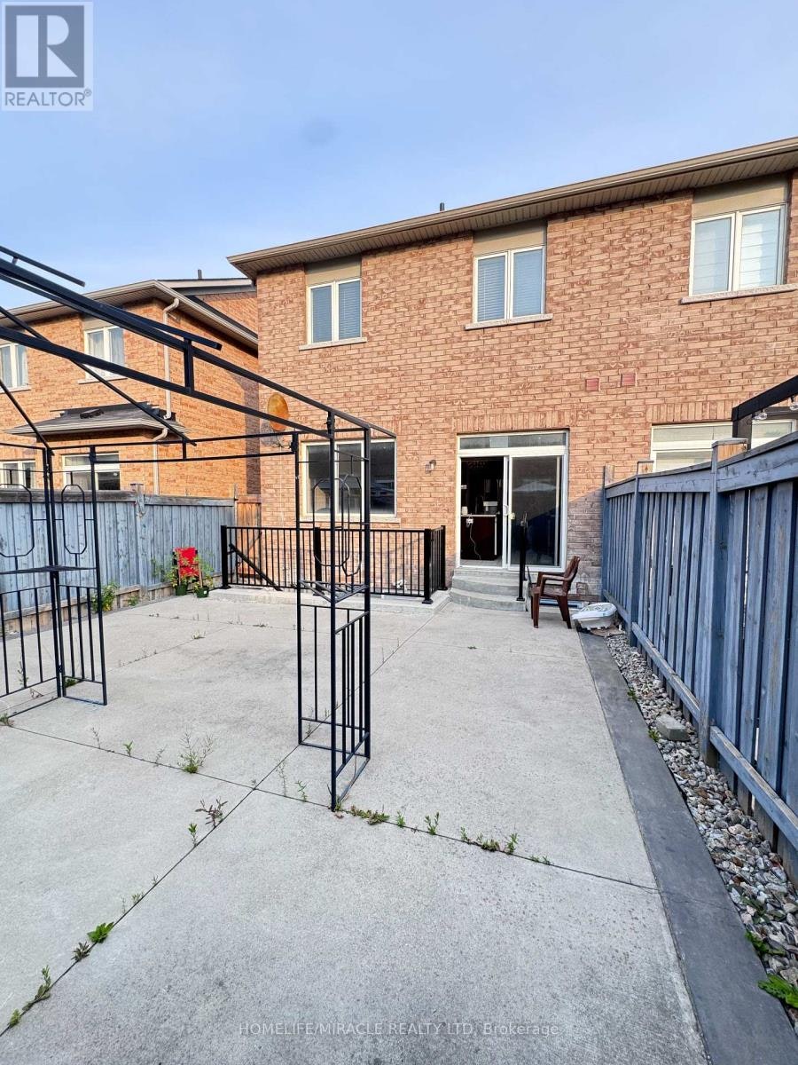 8 Altura Way, Brampton, ON, L6P 4A1 - 25