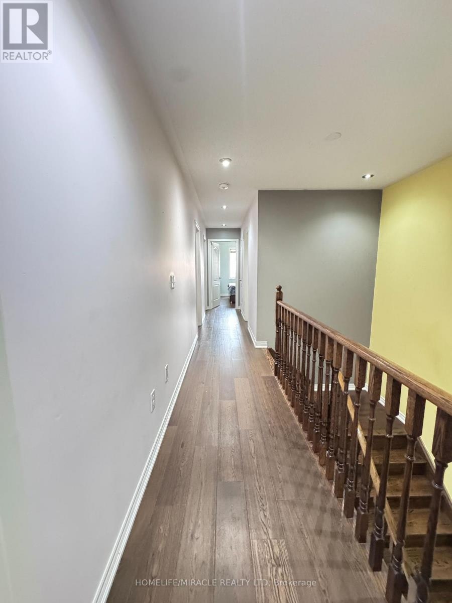 8 Altura Way, Brampton, ON, L6P 4A1 - 18