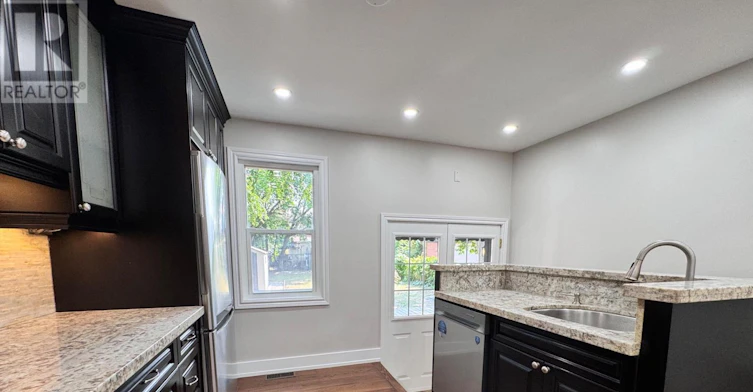 173 Melrose Street, Toronto, ON, M8Y 1B6 - 12