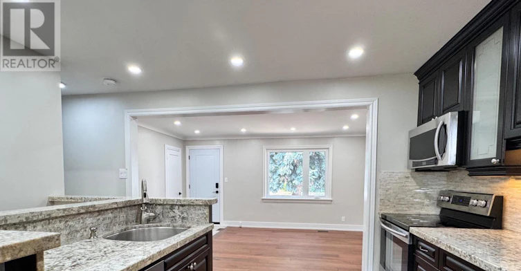 173 Melrose Street, Toronto, ON, M8Y 1B6 - 13