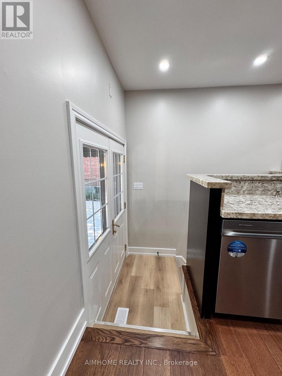 173 Melrose Street, Toronto, ON, M8Y 1B6 - 31