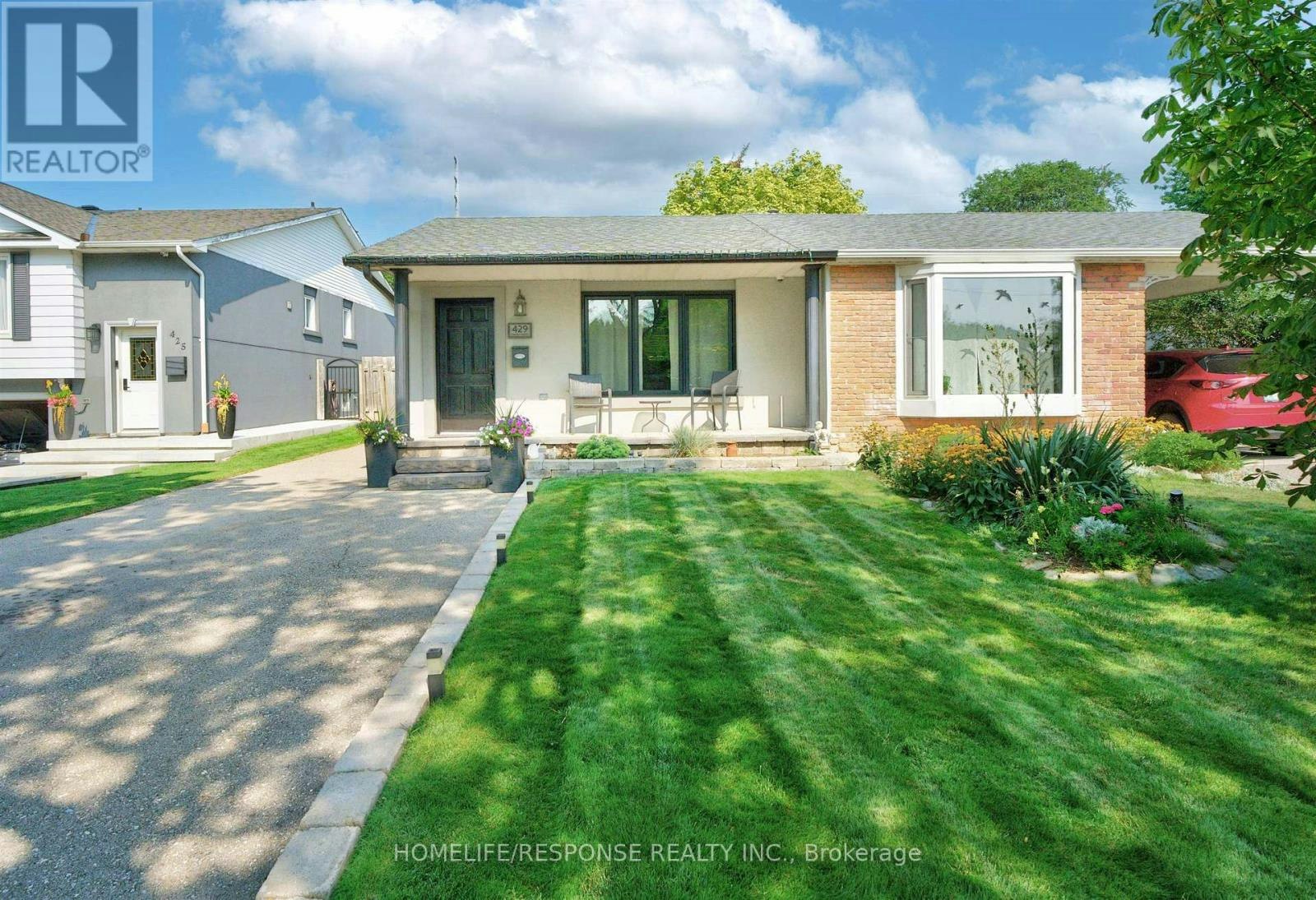 429 Daralea Heights, Mississauga, ON, L5A 3H7