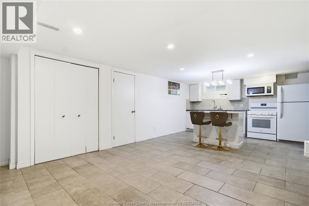 LOWER-1784 Partington, Windsor, ON, N9B 2E3 - 5