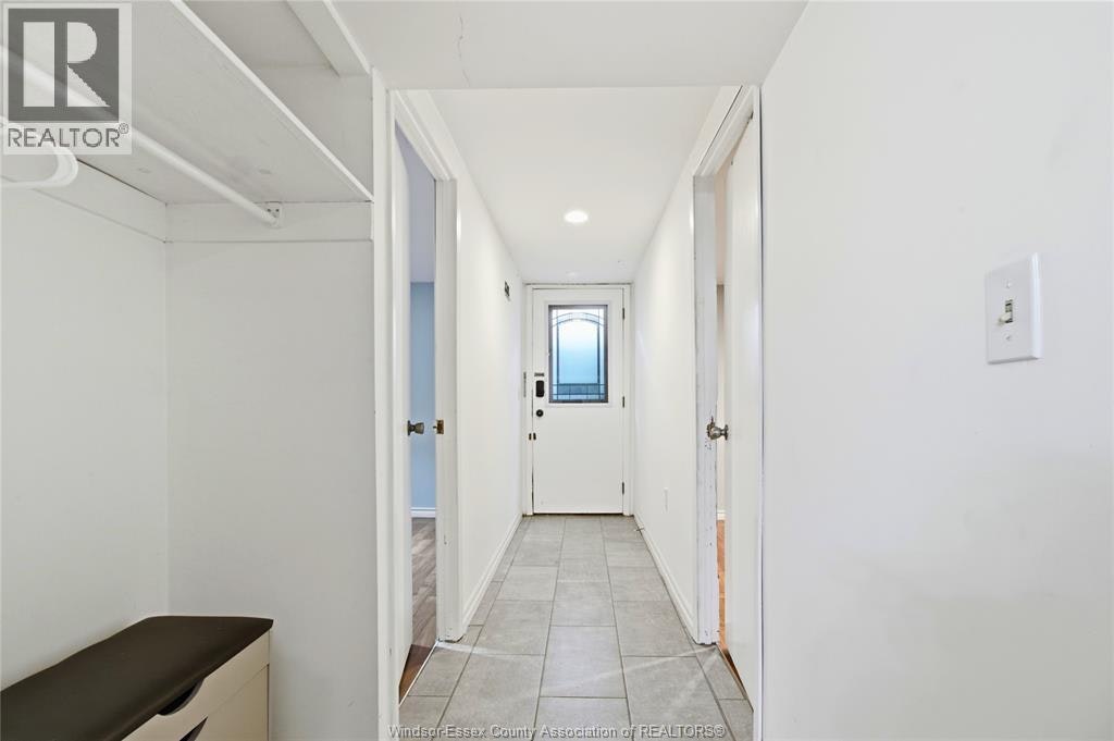 LOWER-1784 Partington, Windsor, ON, N9B 2E3