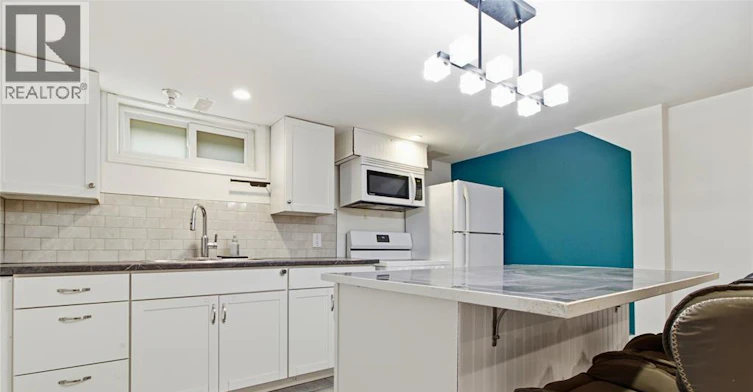LOWER-1784 Partington, Windsor, ON, N9B 2E3 - 3