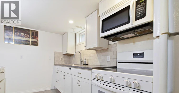 LOWER-1784 Partington, Windsor, ON, N9B 2E3 - 4