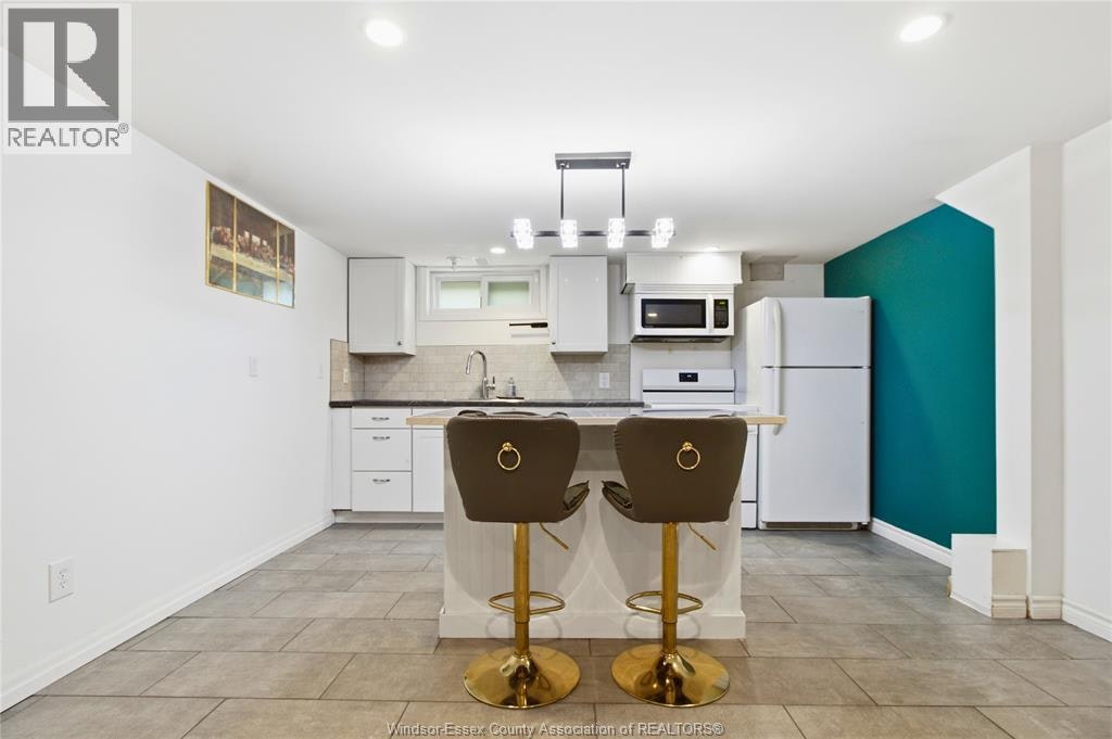 LOWER-1784 Partington, Windsor, ON, N9B 2E3 - 2