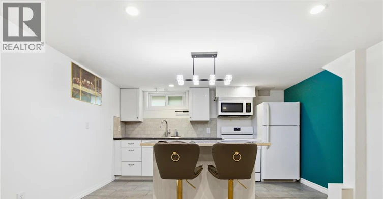 LOWER-1784 Partington, Windsor, ON, N9B 2E3 - 2