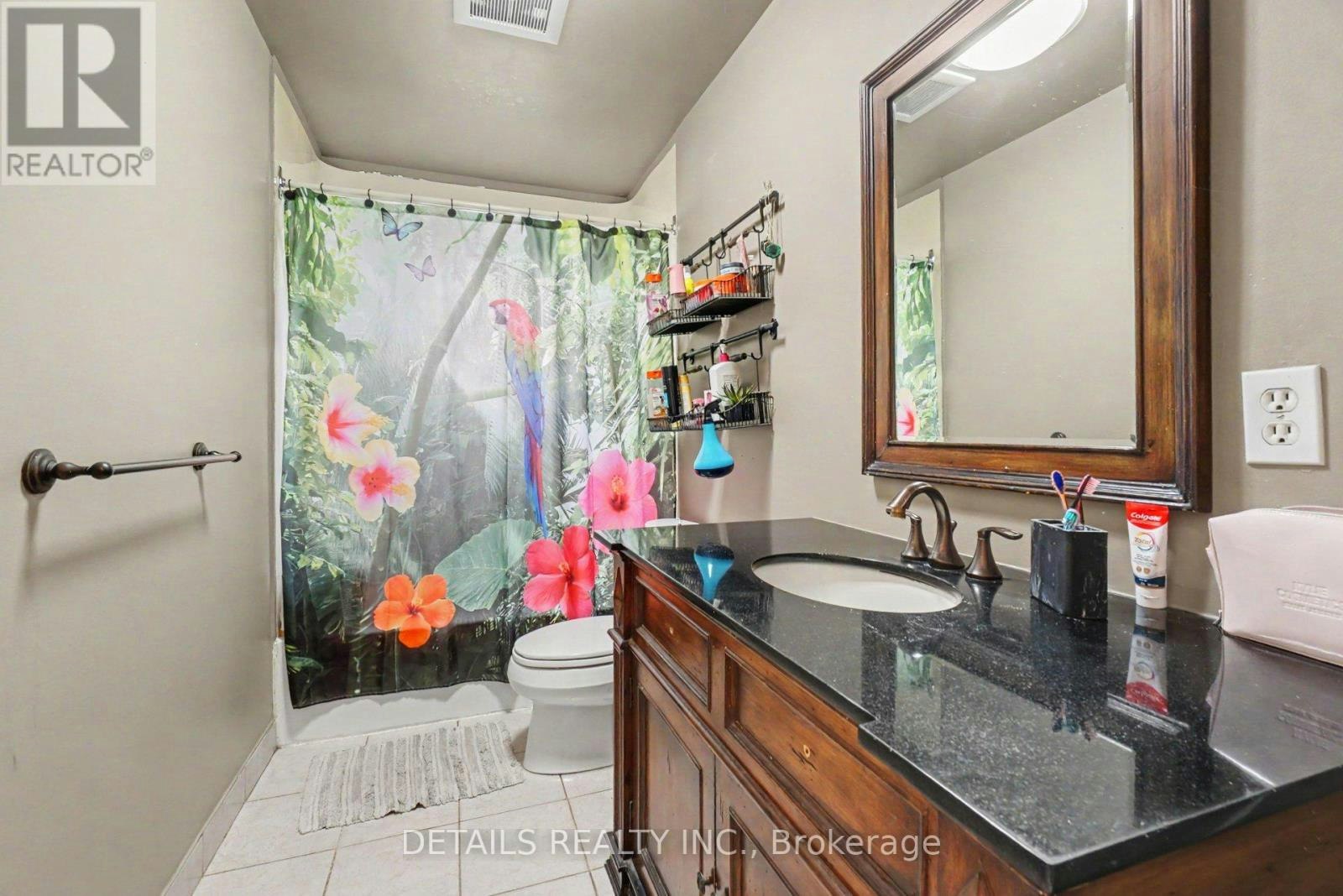 816 Willow Avenue, Ottawa, ON, K1E 1C7 - 8