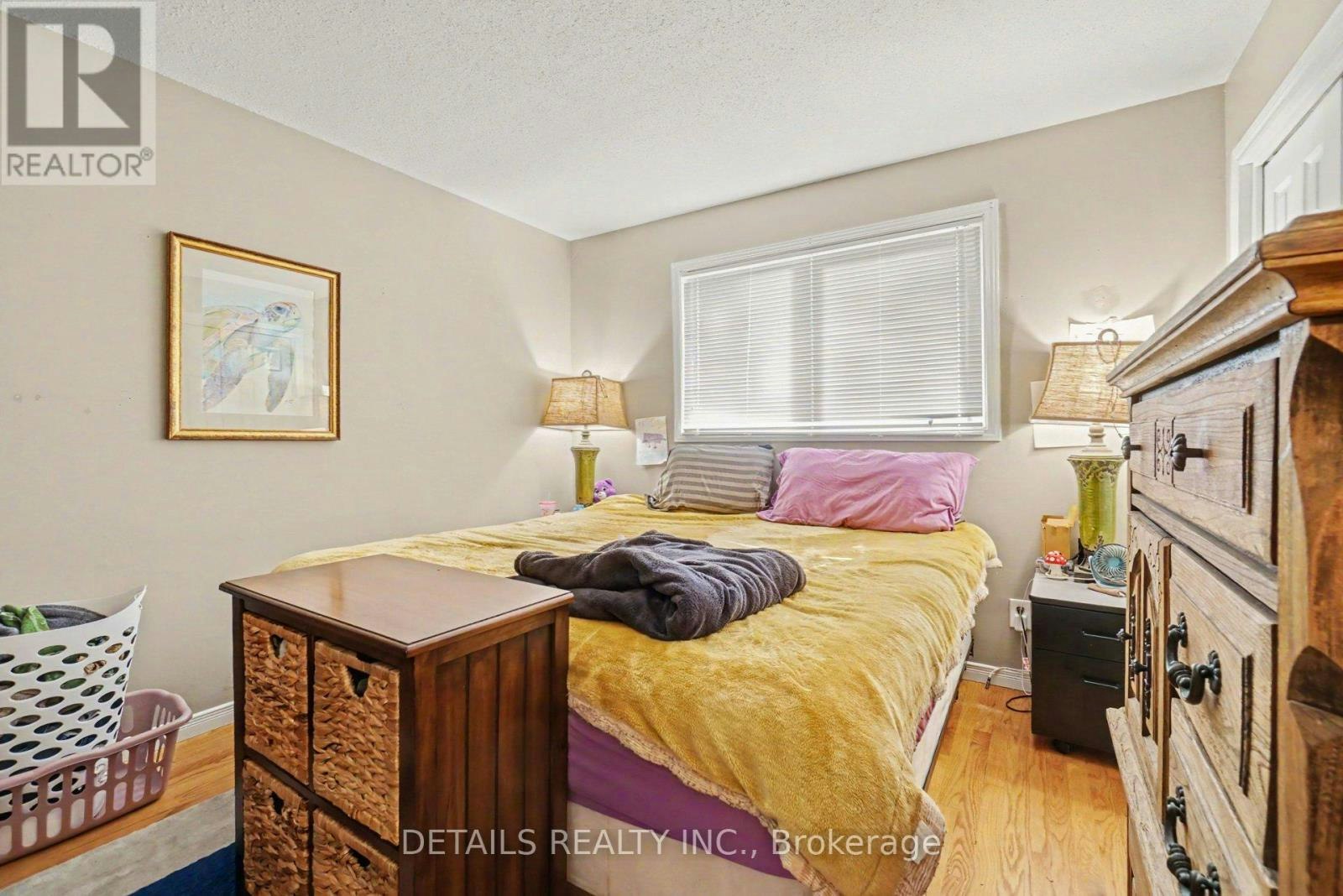 816 Willow Avenue, Ottawa, ON, K1E 1C7 - 11