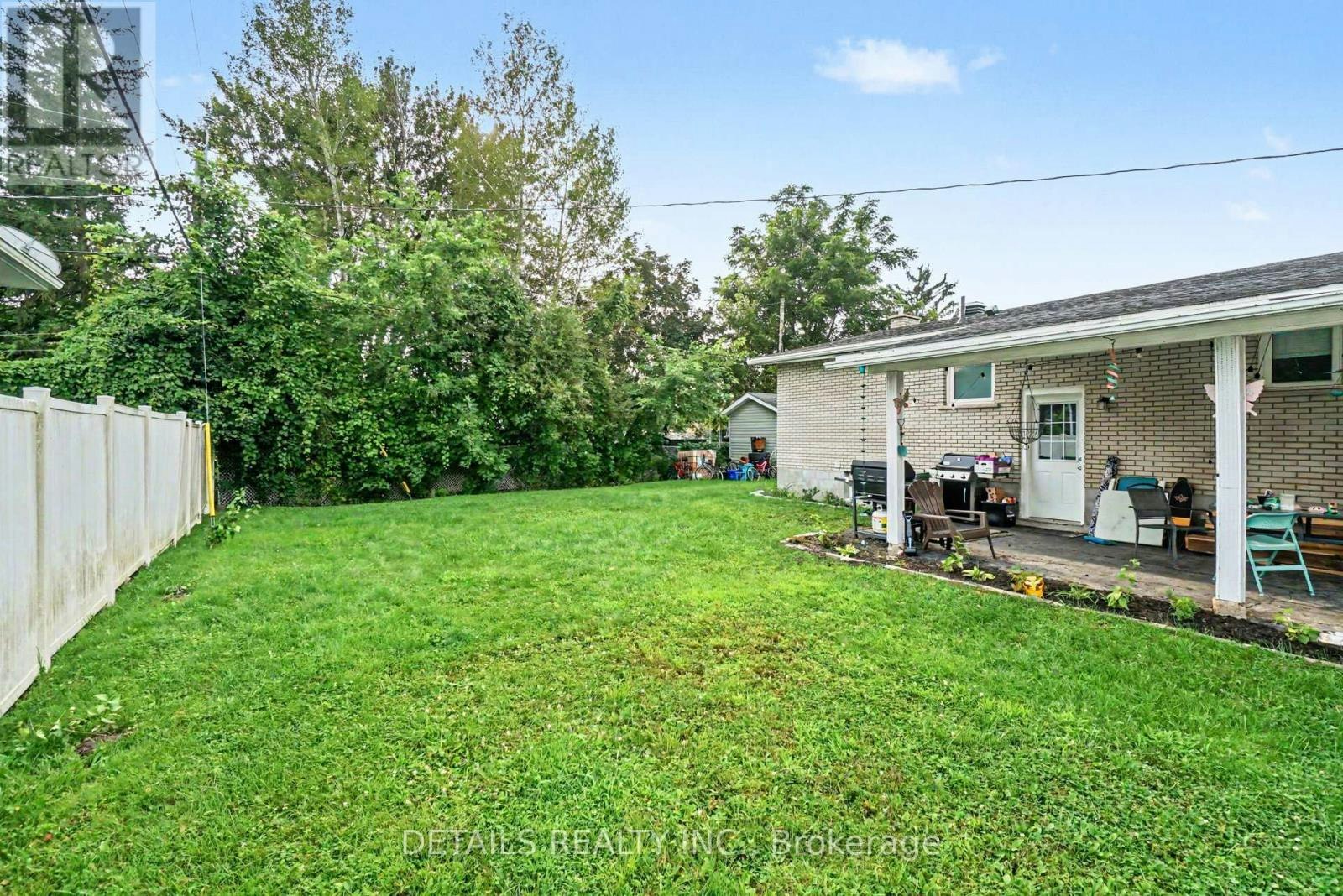 816 Willow Avenue, Ottawa, ON, K1E 1C7 - 13