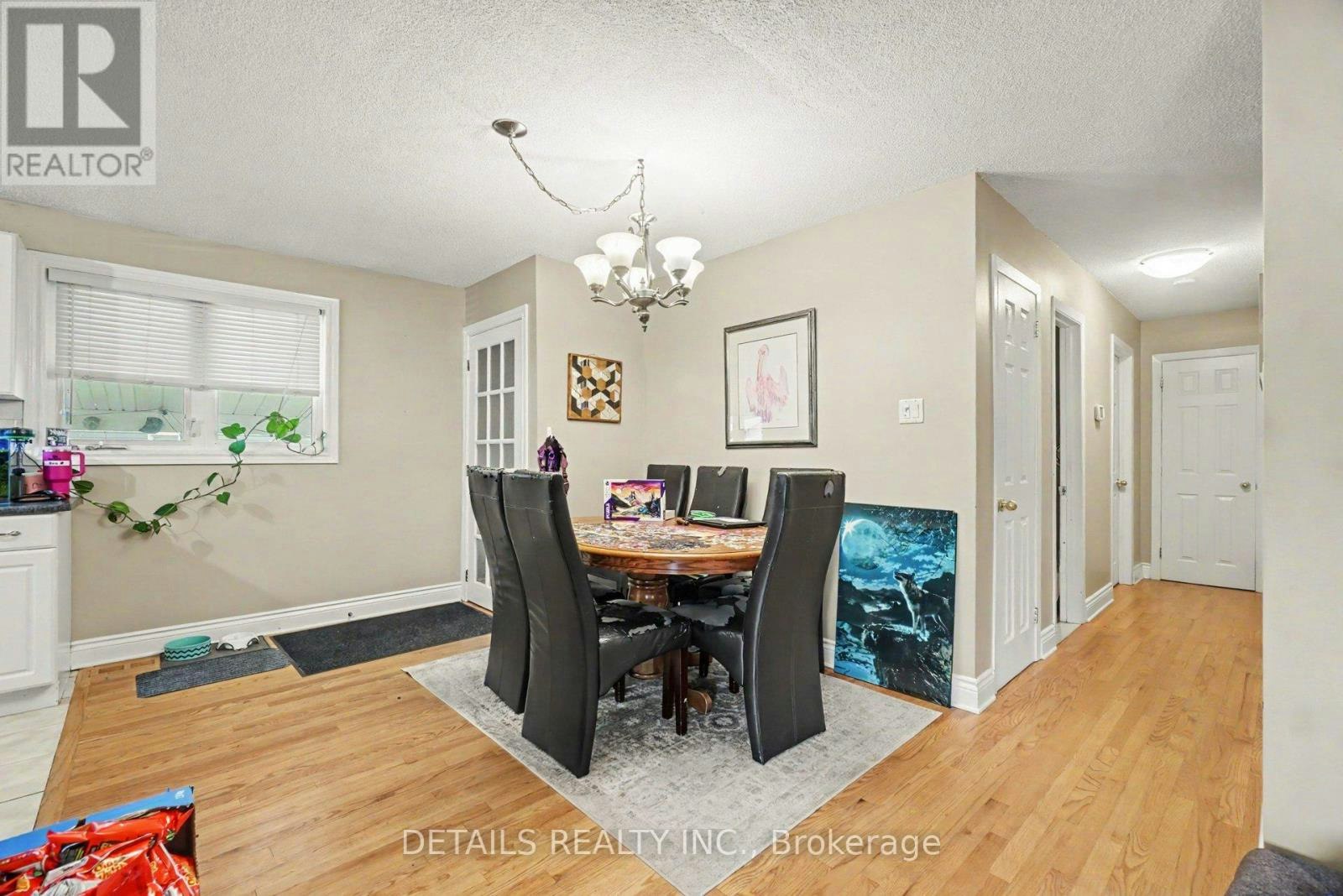 816 Willow Avenue, Ottawa, ON, K1E 1C7 - 5