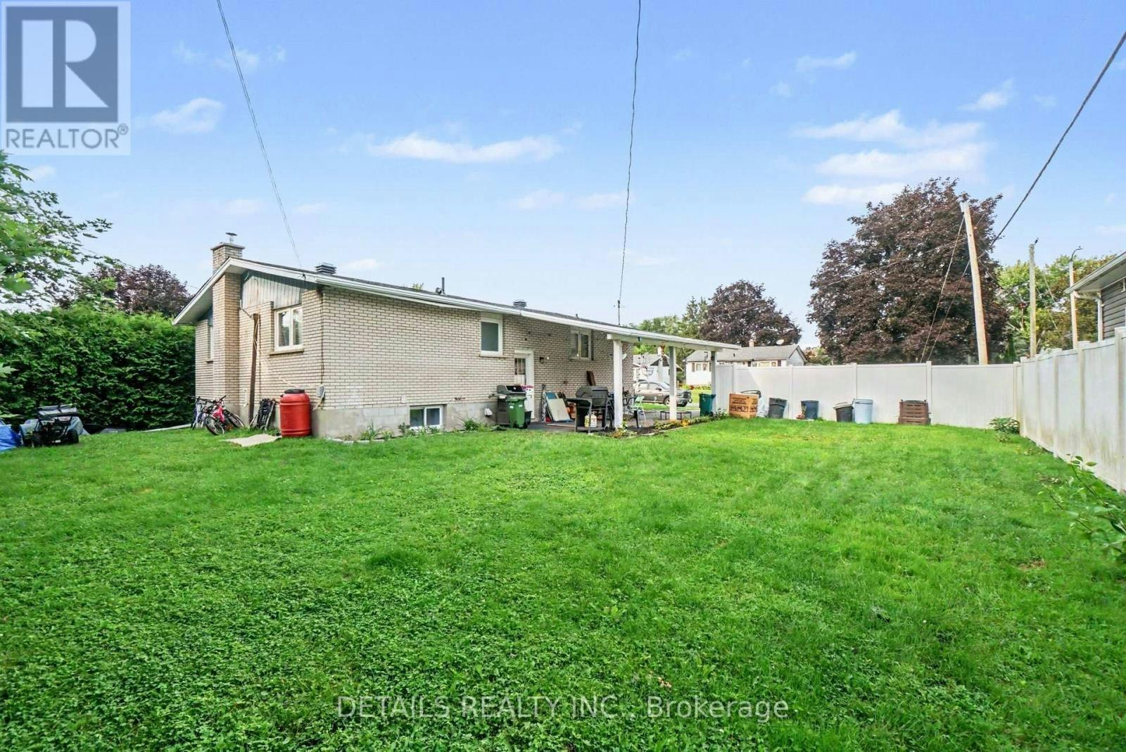 816 Willow Avenue, Ottawa, ON, K1E 1C7 - 12