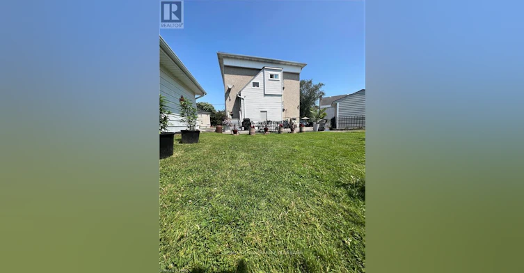68 Clifford Avenue, Welland, ON, L3C 2G1 - 5