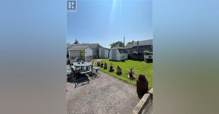 68 Clifford Avenue, Welland, ON, L3C 2G1 - 3