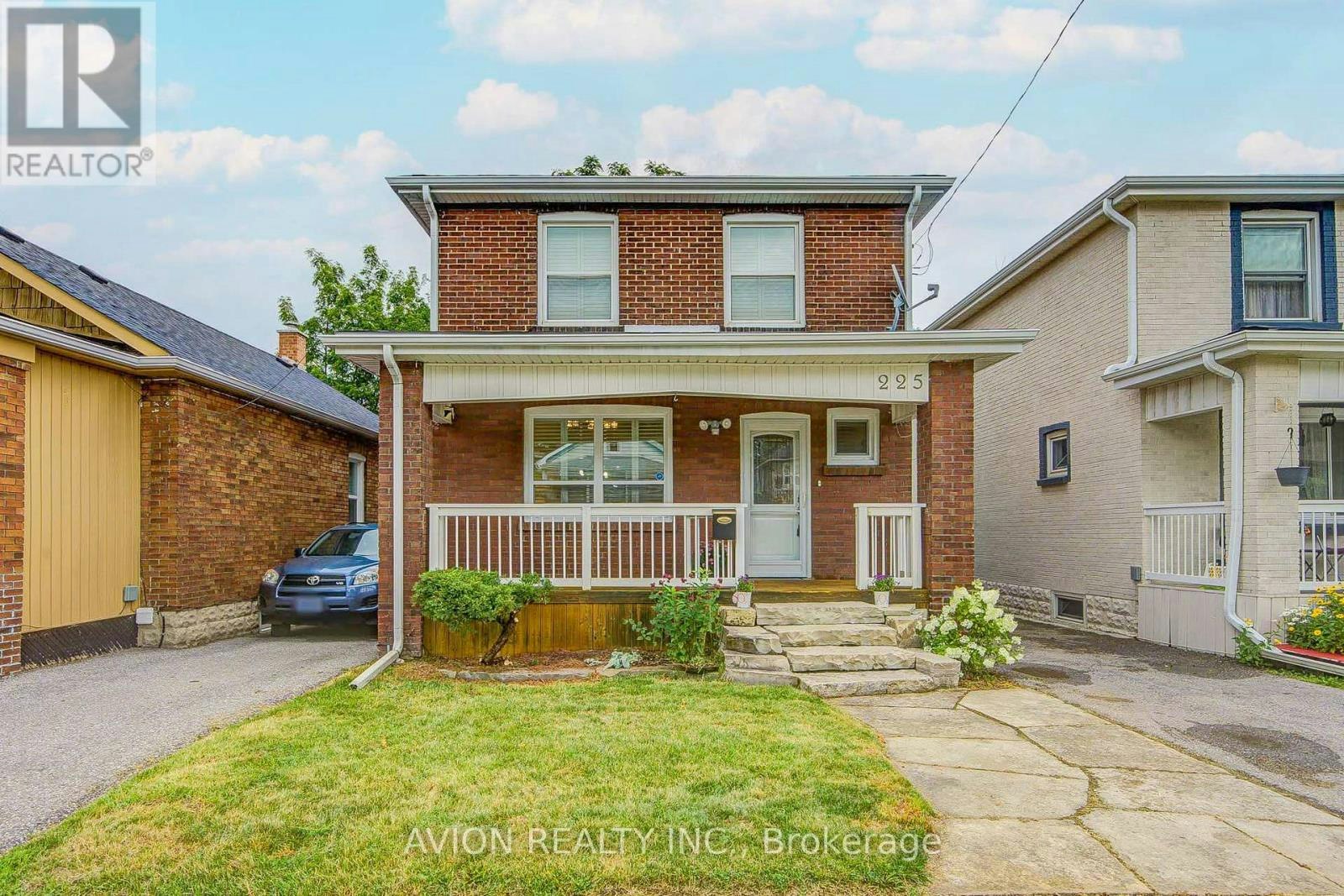 225 Clarke Street, Oshawa, ON, L1H 5G2