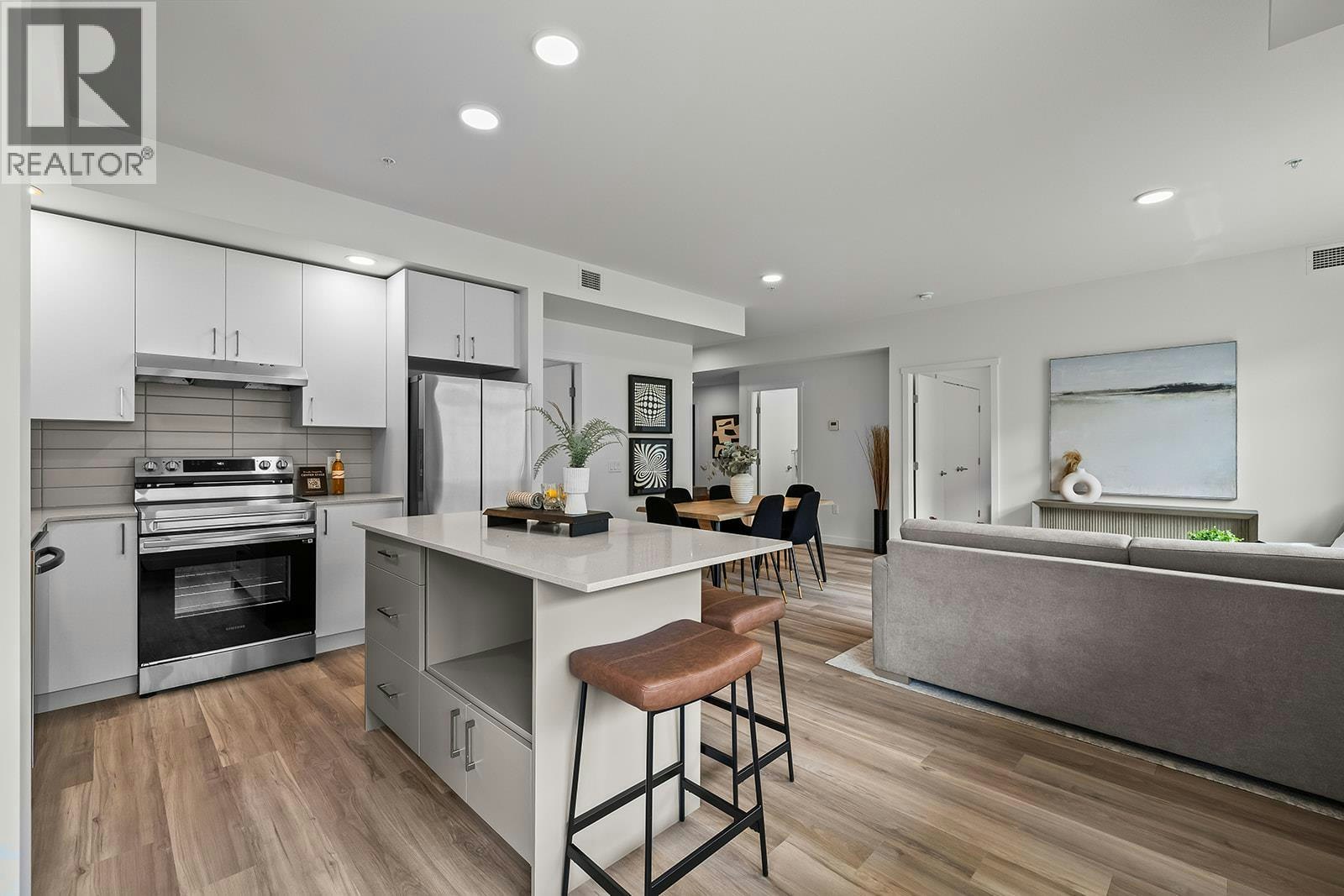 118-1057 Frost Road, Kelowna, BC, V1W 0G7 - 2