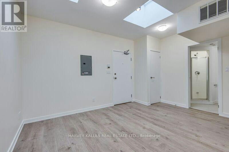 3-1216 St Clair Avenue W, Toronto, ON, M6E 1B4 - 2