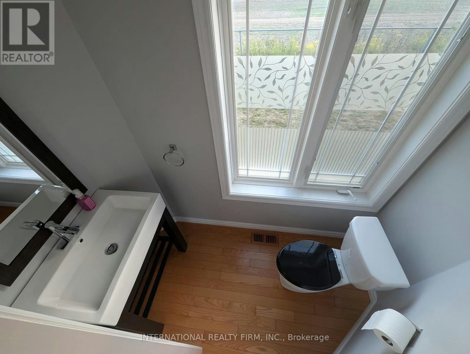 69 Periwinkle Drive, Hamilton, ON, L0R 1P0 - 9