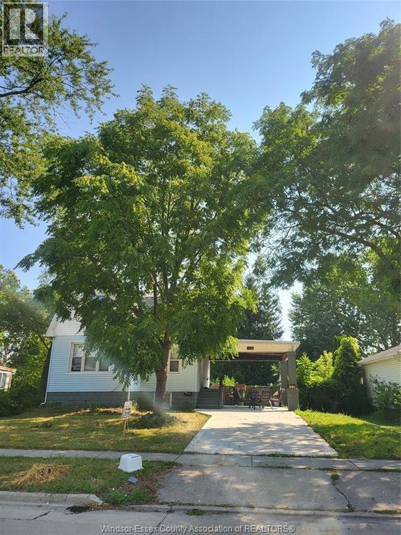 1938 Buckingham, Windsor, ON, N8T 2B1 - 2