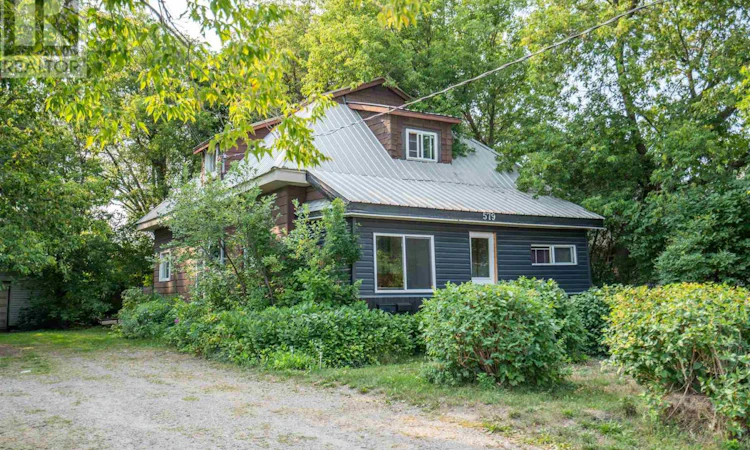 579 Northland Road