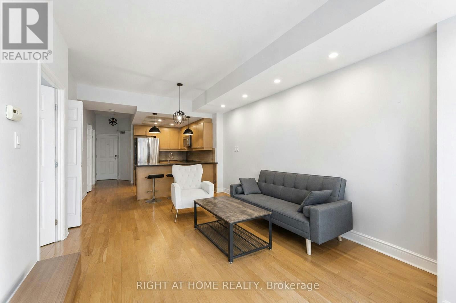 1009-134 York Street, Ottawa, ON, K1N 1K8 - 9