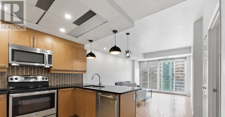 1009-134 York Street, Ottawa, ON, K1N 1K8