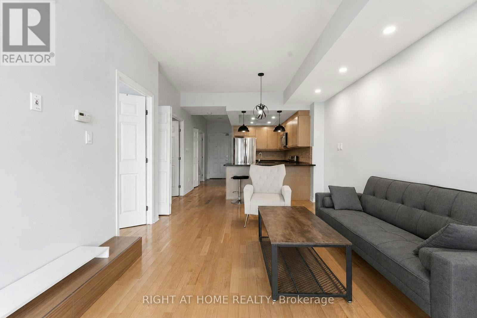 1009-134 York Street, Ottawa, ON, K1N 1K8 - 8