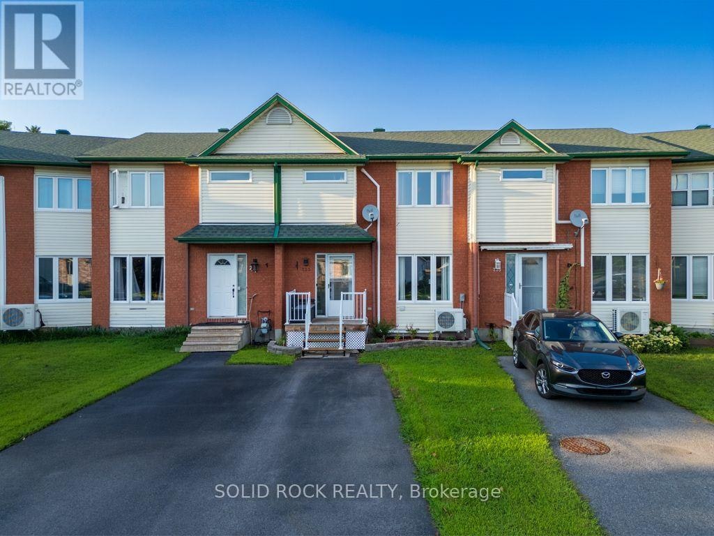 733 Morris Street, Clarence-Rockland, ON, K4K 1M9