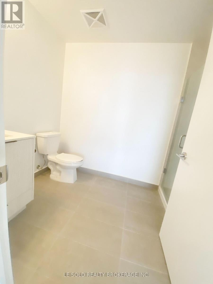 904-38 Forest Manor Road, Toronto, ON, M2J 0H4 - 8