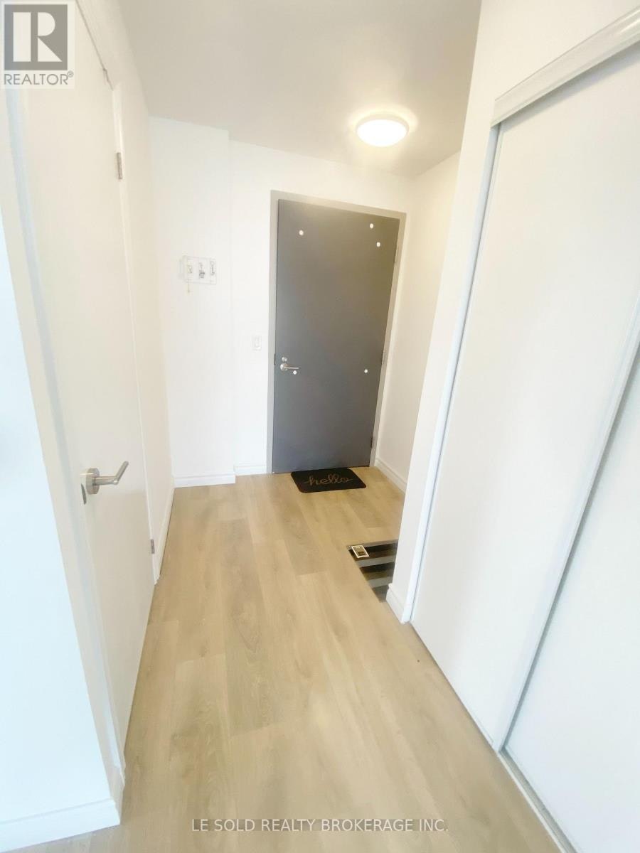 904-38 Forest Manor Road, Toronto, ON, M2J 0H4 - 3