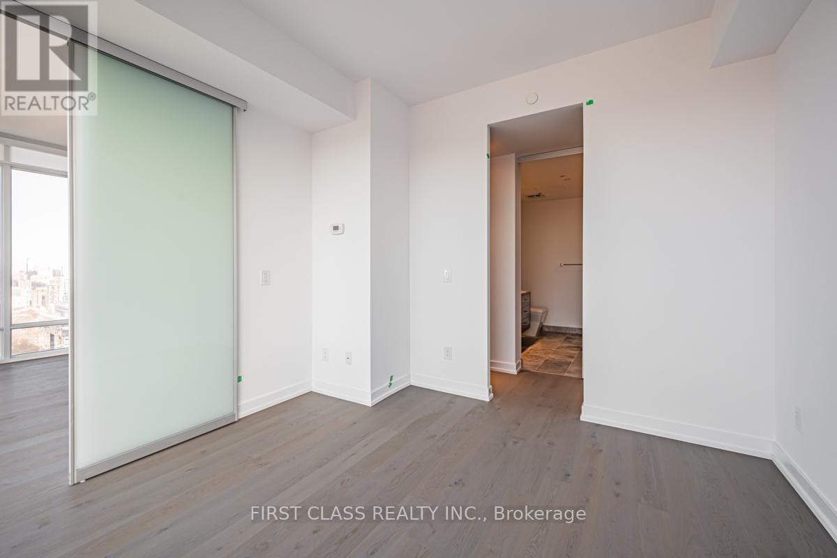3916-488 University Avenue, Toronto, ON, M5G 0C1 - 10