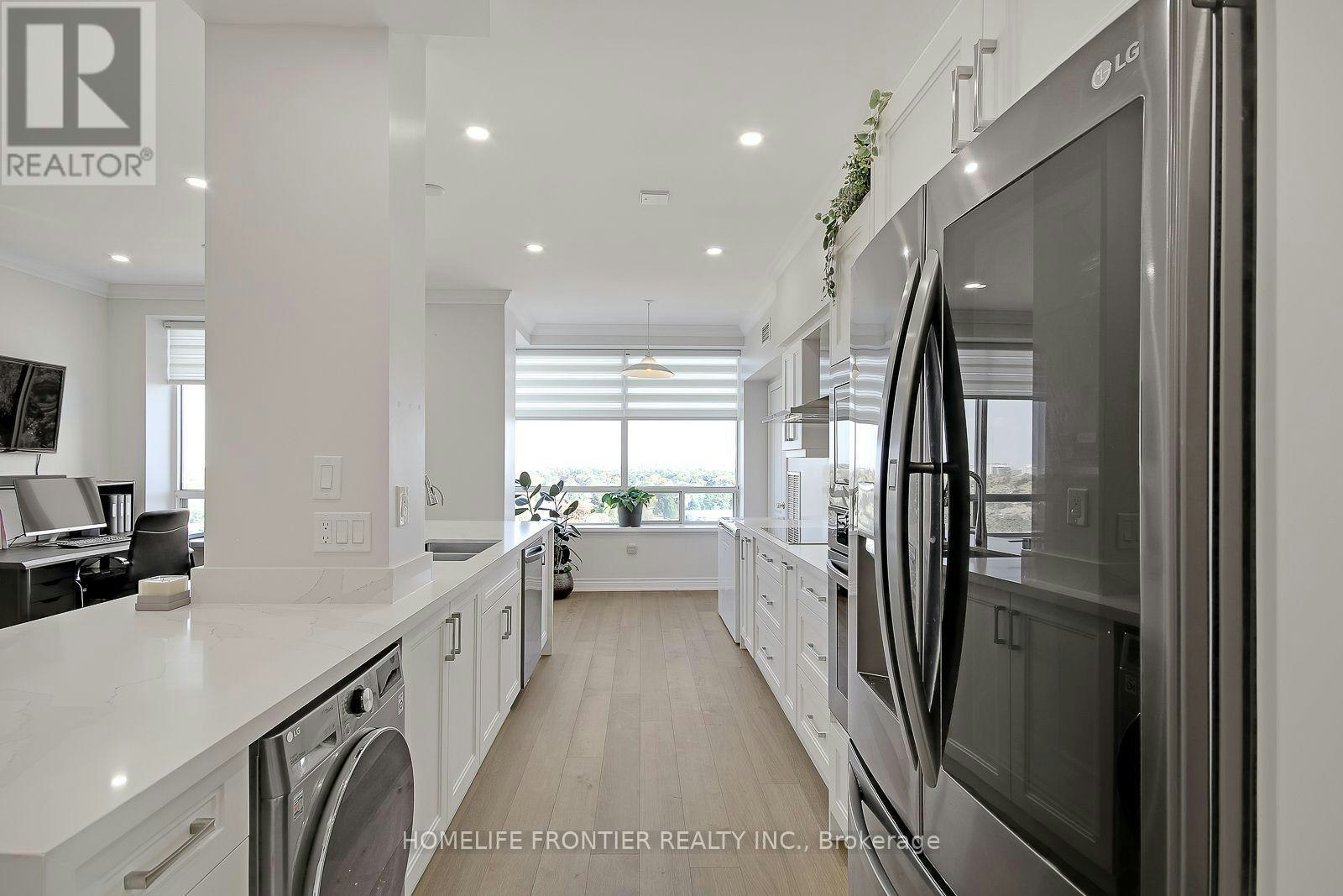 PH12-88 Grandview Way, Toronto, ON, M2N 6V6 - 4