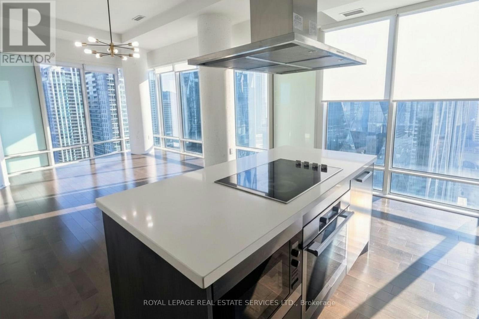 2802-8 The Esplanade, Toronto, ON, M5E 0A6 - 4