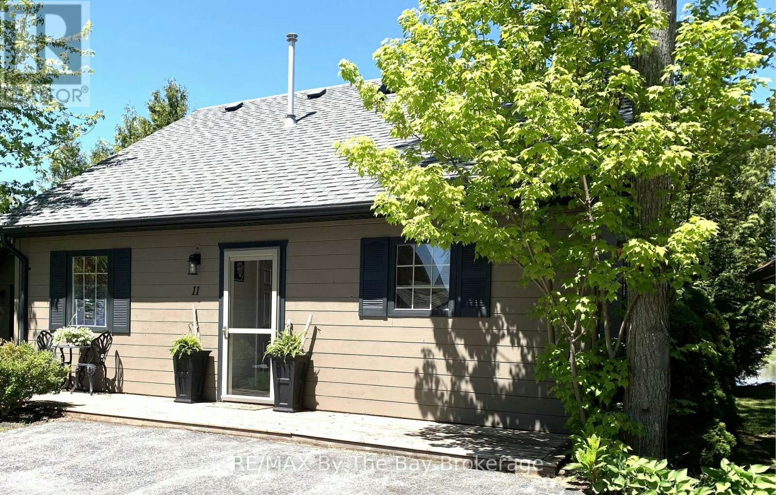 11 Cabin Crescent, Wasaga Beach, ON, L9Z 1X7