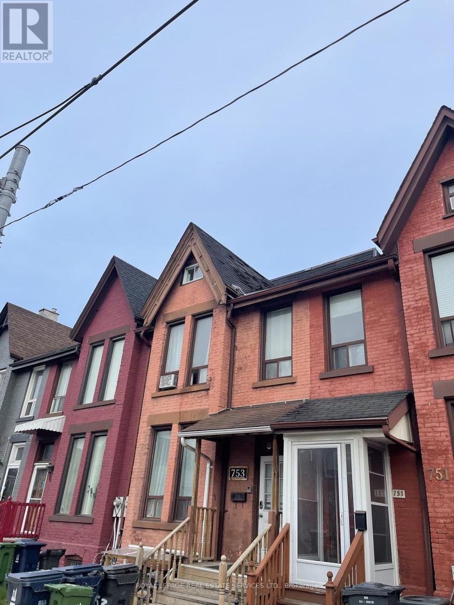 2-753 Gerrard Street E, Toronto, ON, M4M 1Y5
